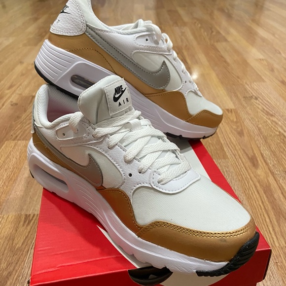 New Nike Air Max - Picture 4 of 7